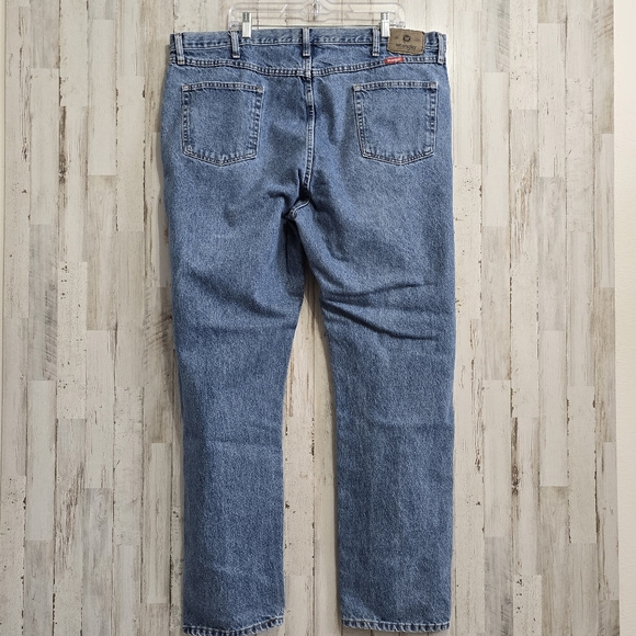 Wrangler Mens Regular Fit Medium Wash Denim Jeans Big Tall Size 44x34 - Picture 3 of 7